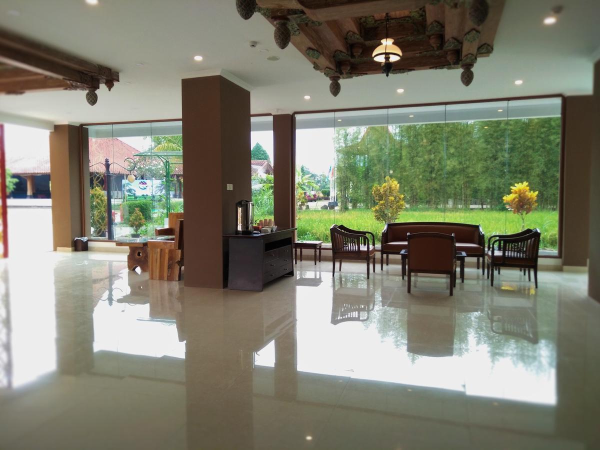 Java Village Resort By Homee Yogyakarta Слеман Экстерьер фото